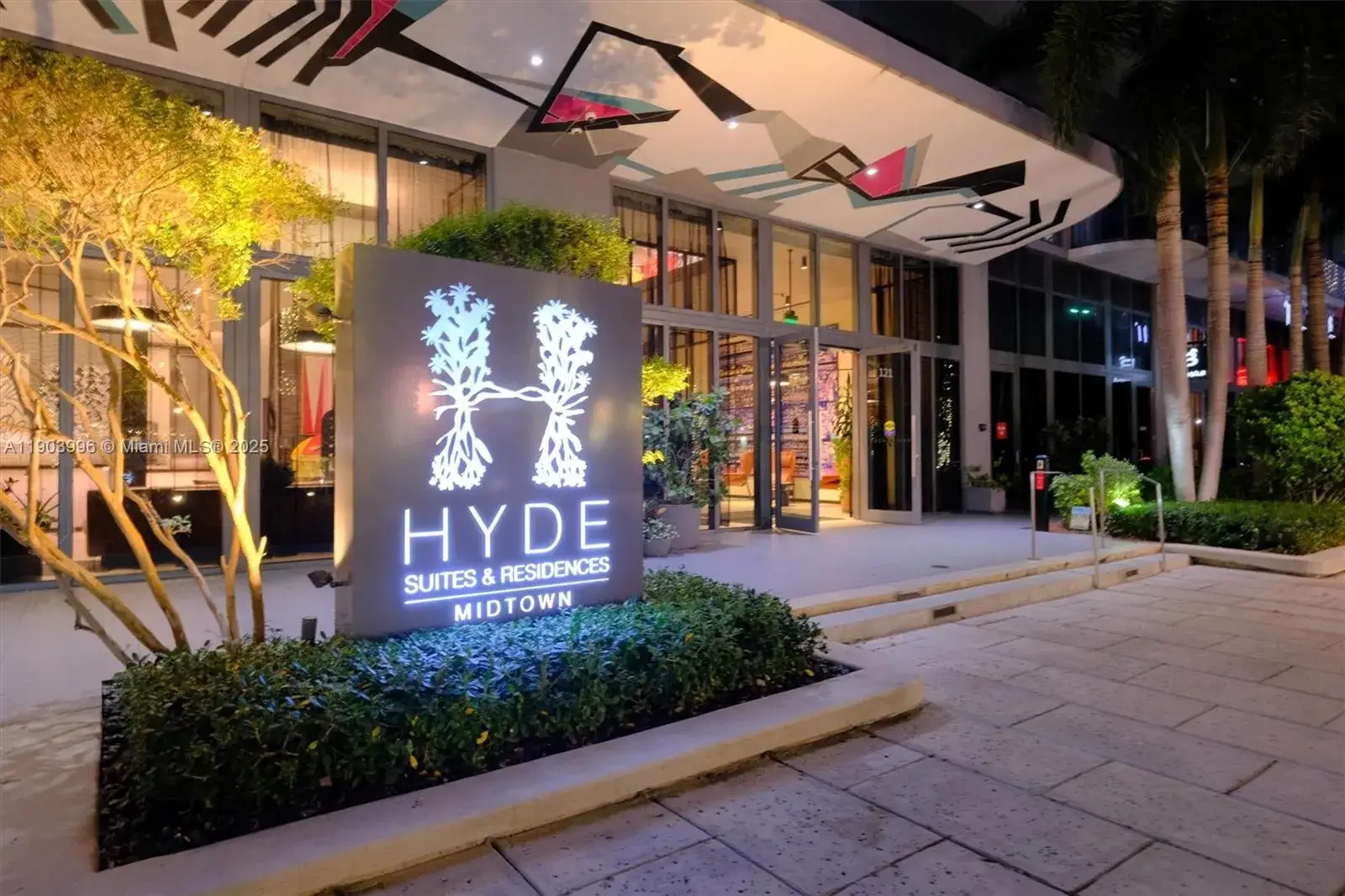3 bedroom 3 bath Residential for sale at 121 NE 34th St # 1208, Miami FL 33137