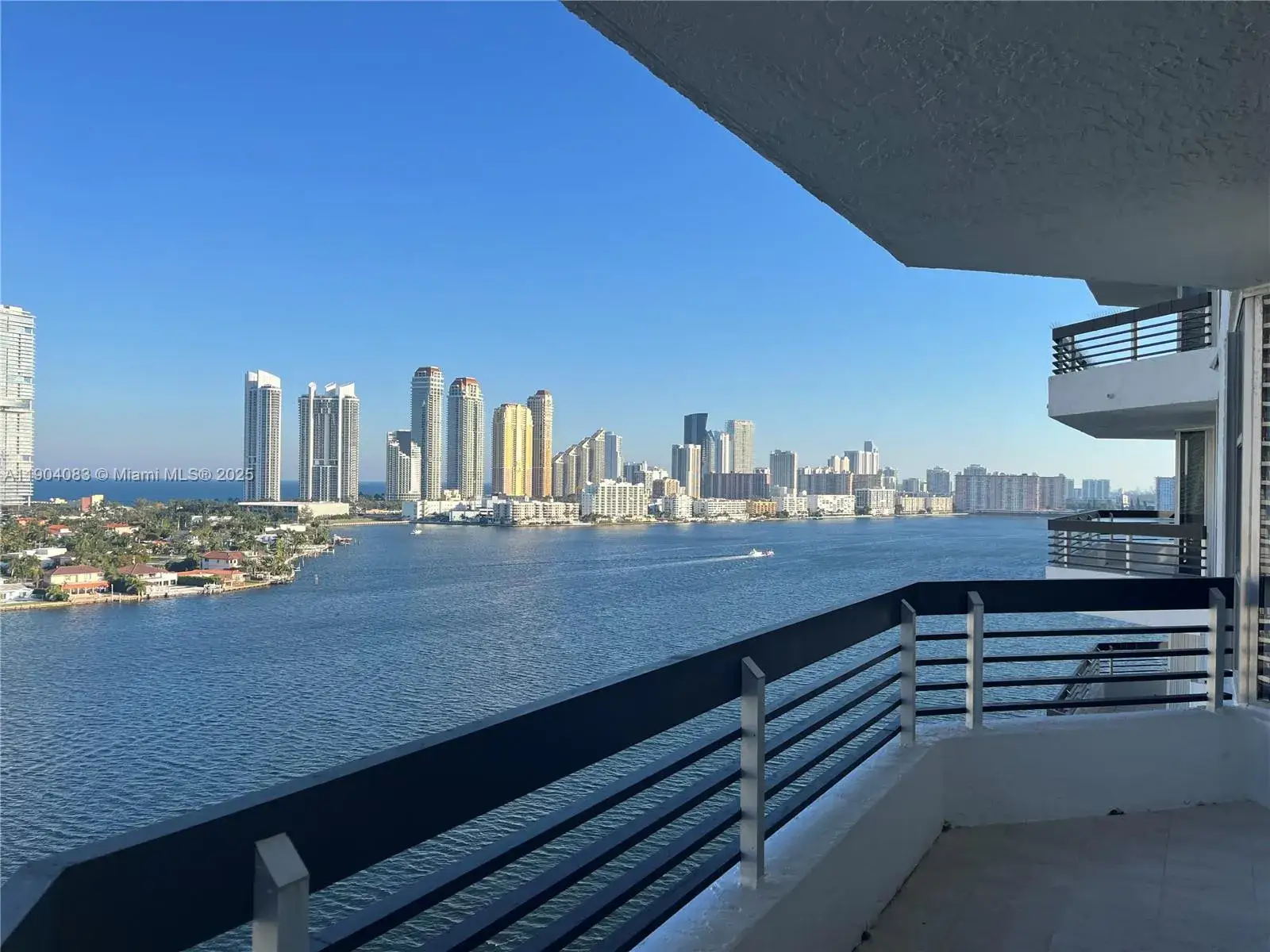 2 bedroom 2 bath Residential Lease for rent at 3600 Mystic Pointe Dr # 1717, Aventura FL 33180