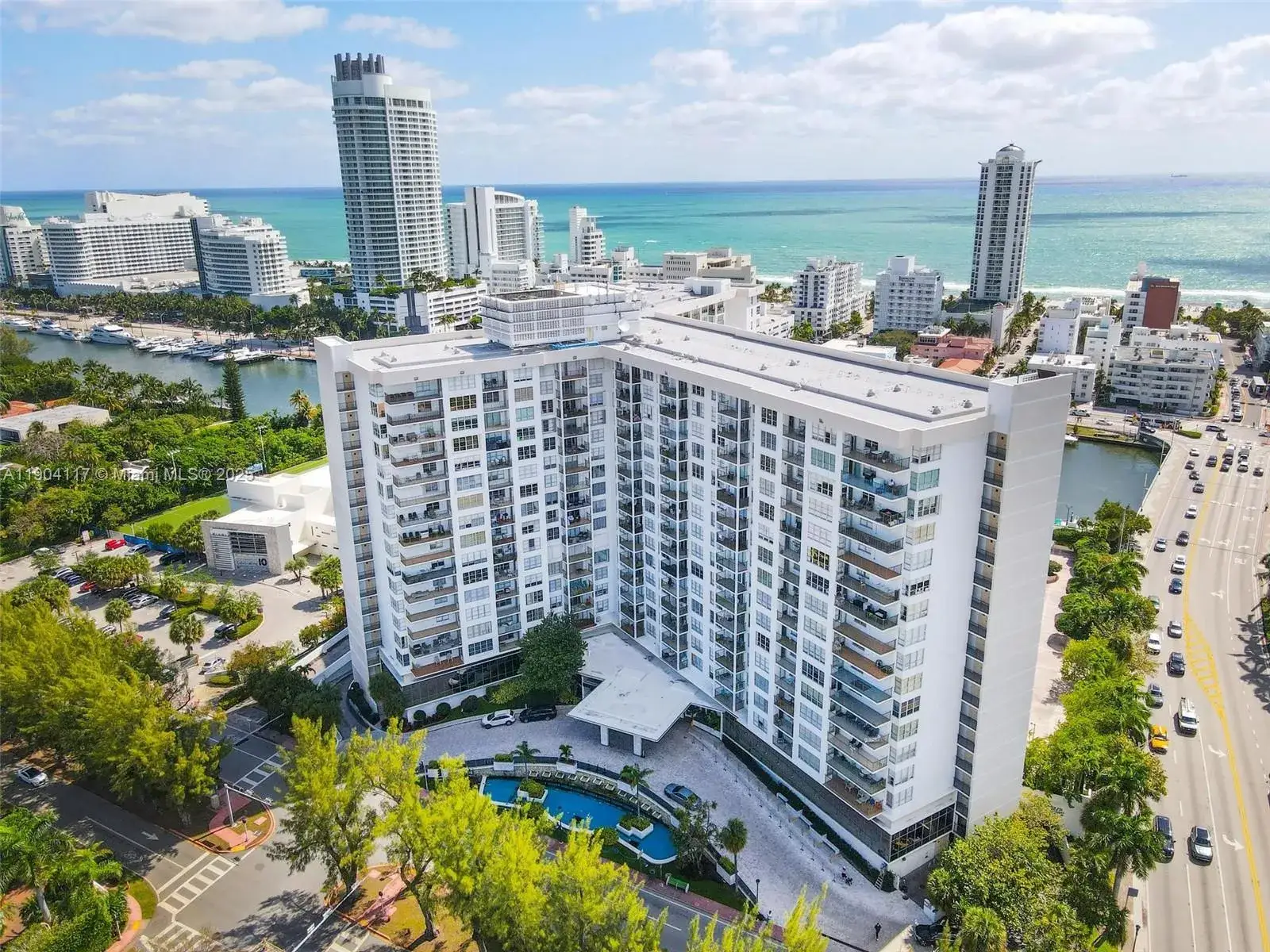 5 bedroom 4 bath Residential for sale at 4101 Pine Tree Dr, Miami Beach FL 33140