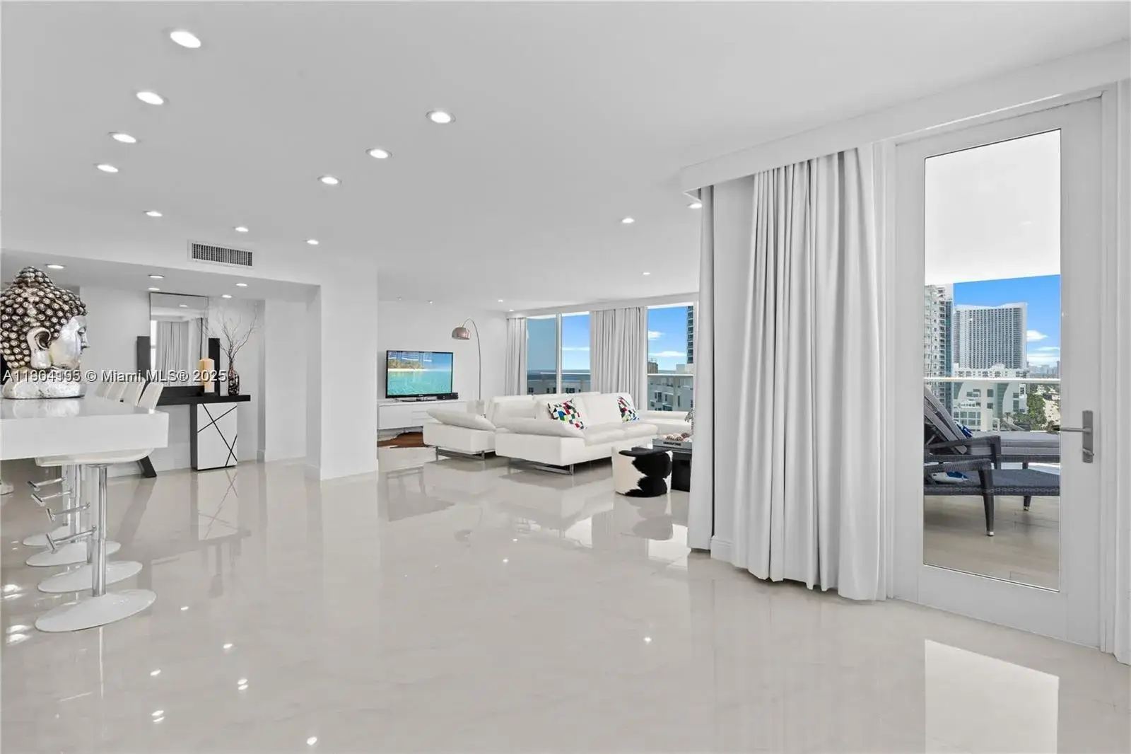 2 bedroom 2 bath Residential Lease for rent at 2751 S Ocean Dr, Hollywood FL 33019