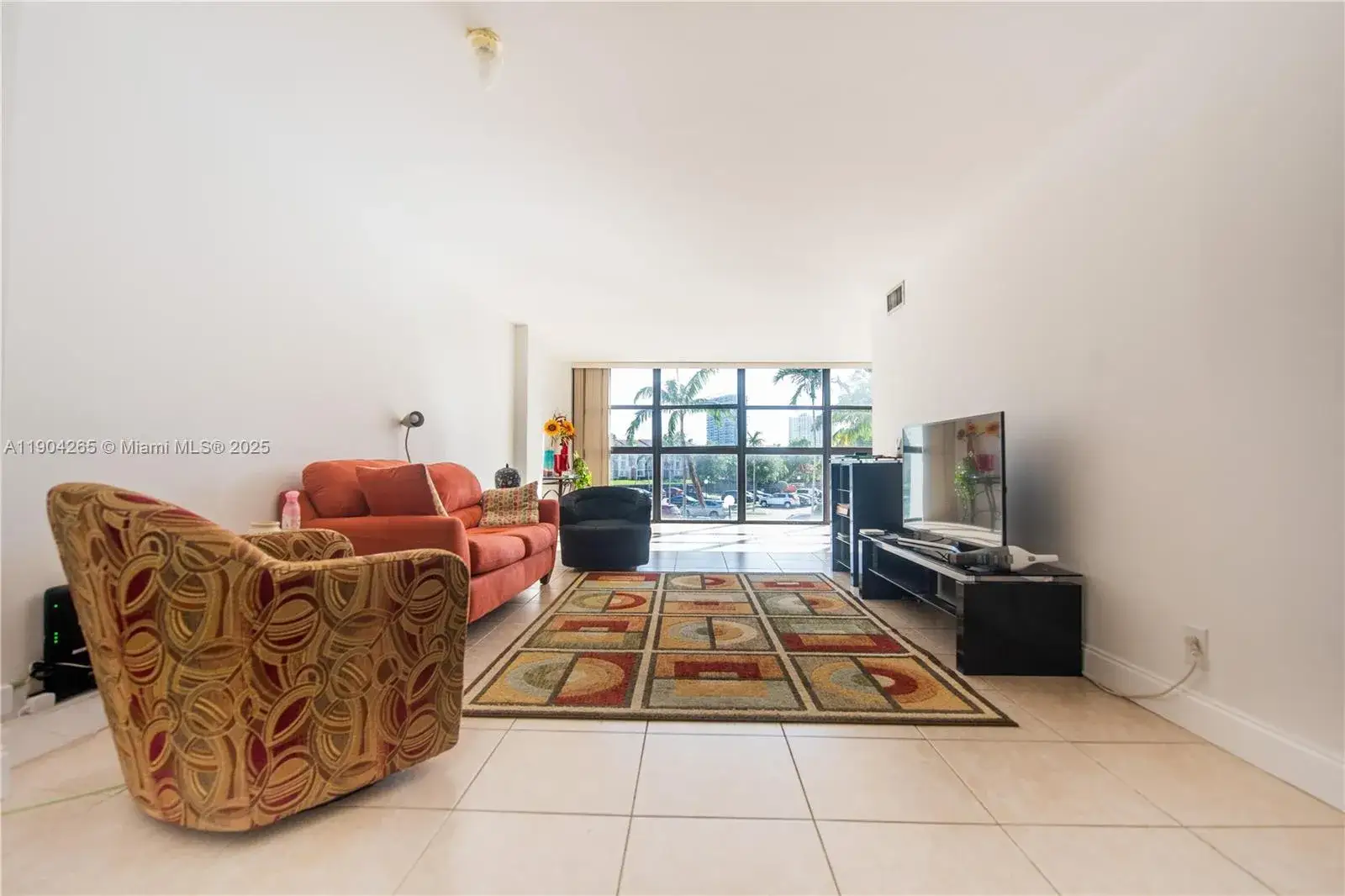 2 bedroom 2 bath Residential Lease for rent at 200 Leslie Dr # 214, Hallandale Beach FL 33009