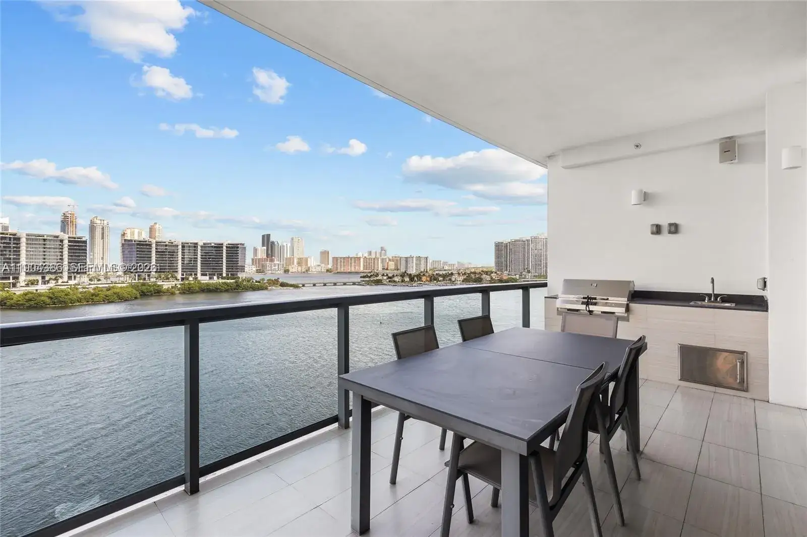 4 bedroom 6 bath Residential for sale at 3300 NE 188th St # 818, Aventura FL 33180