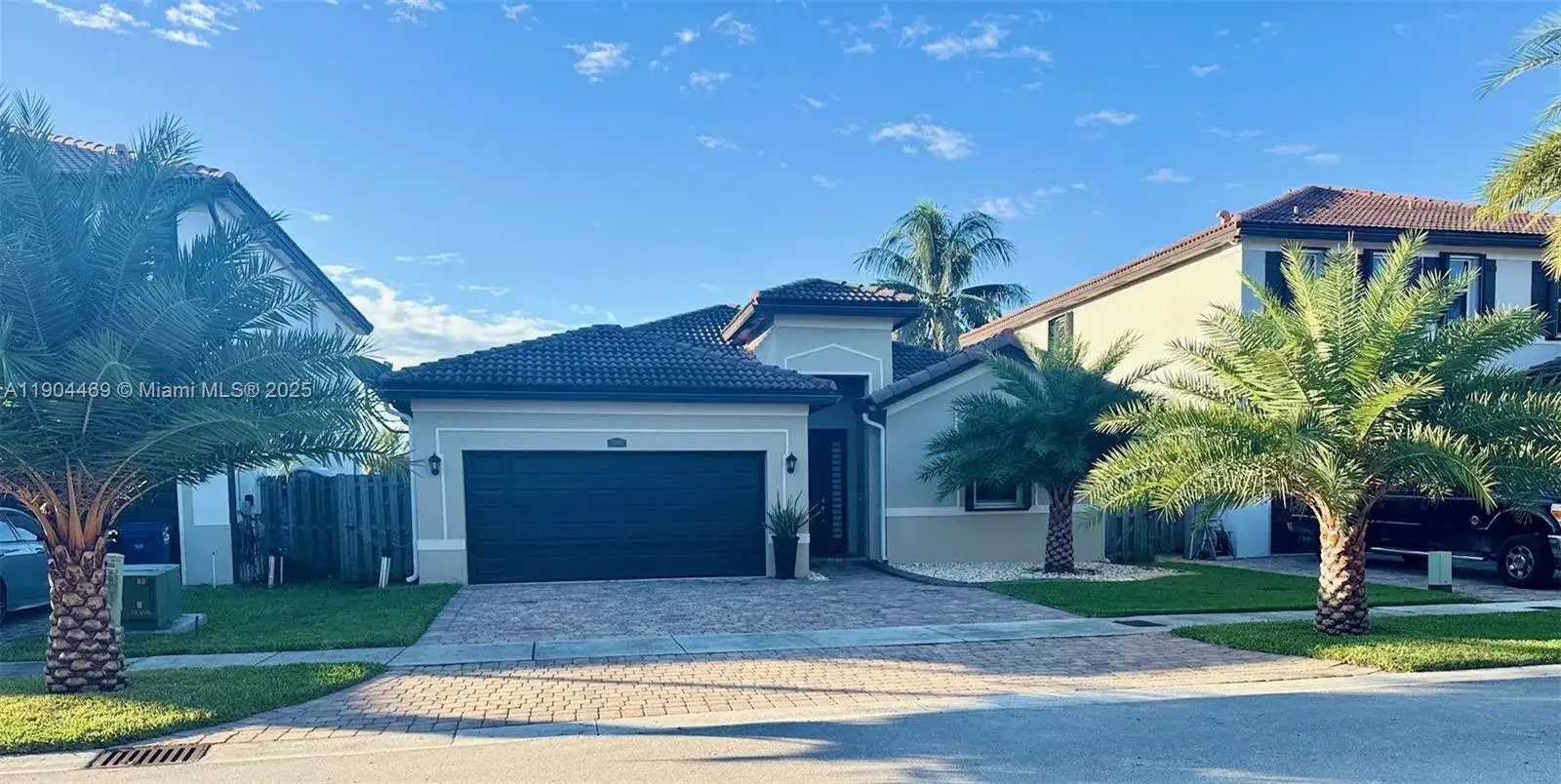 3 bedroom 2 bath Residential for sale at 11866 SW 253rd Ter, Homestead FL 33032