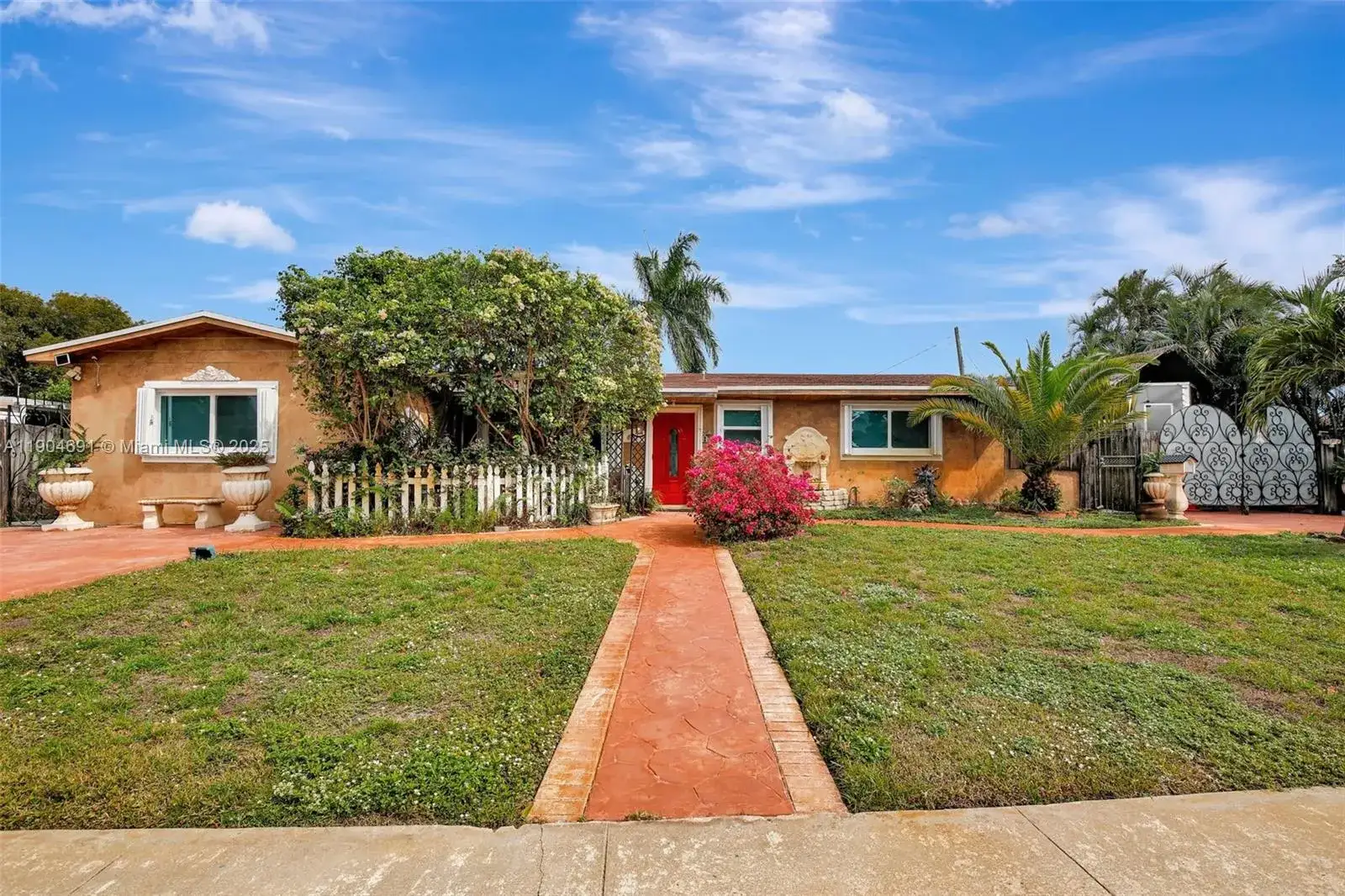 5 bedroom 3 bath Residential for sale at 421 NW 77th Way, Pembroke Pines FL 33024