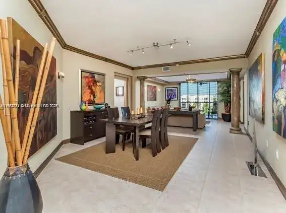 3 bedroom 2 bath Residential for sale at 10700 NW 66 STREET # 508, Doral FL 33178