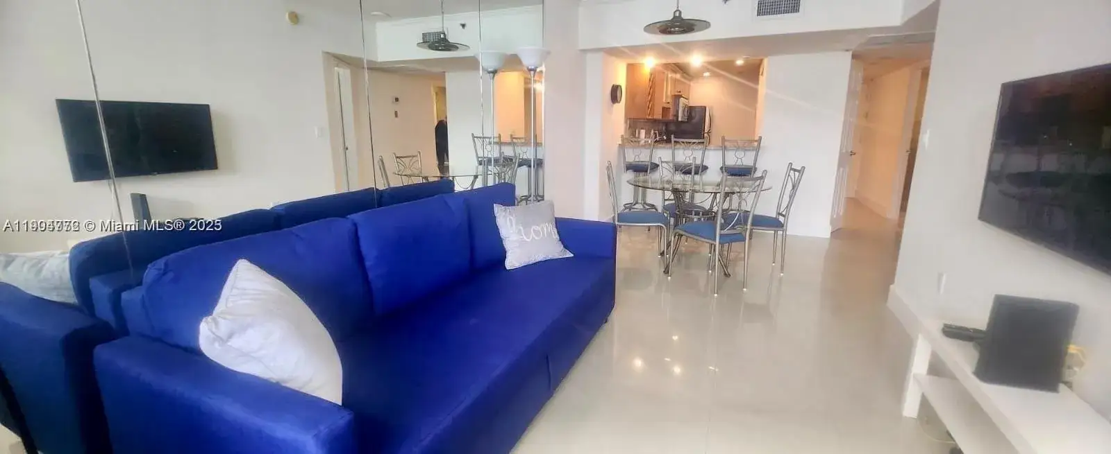 1 bedroom 1 bath Residential Lease for rent at 100 Lincoln Rd # 1626, Miami Beach FL 33139