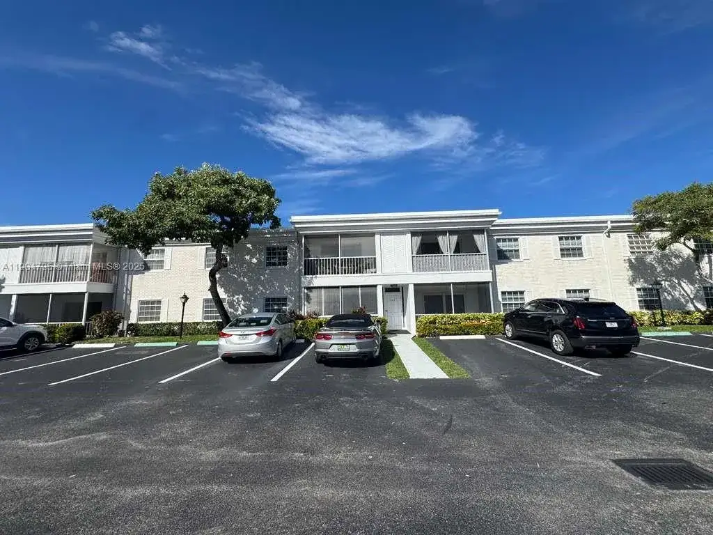 2 bedroom 2 bath Residential Lease for rent at 6253 Bay Club Dr # 1, Fort Lauderdale FL 33308