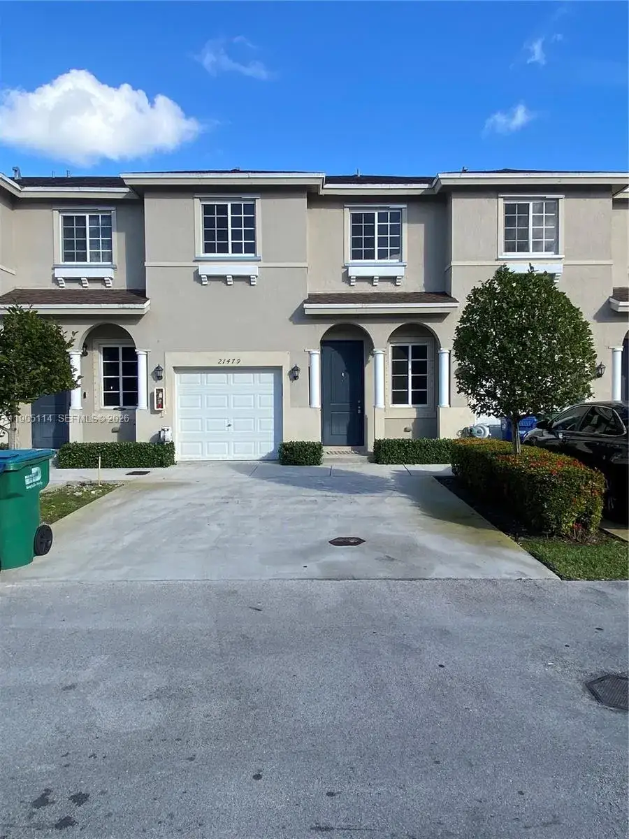 3 bedroom 2 bath Residential Lease for rent at 21479 NW 14th Ct, Miami Gardens FL 33169