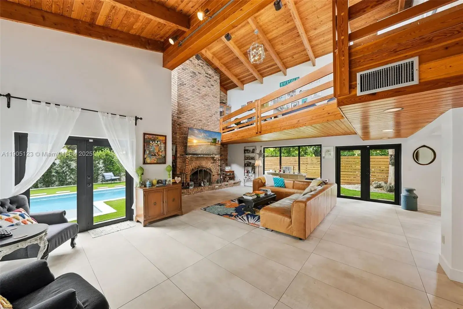 3 bedroom 2 bath Residential for sale at 9200 NE 12th Ave, Miami Shores FL 33138