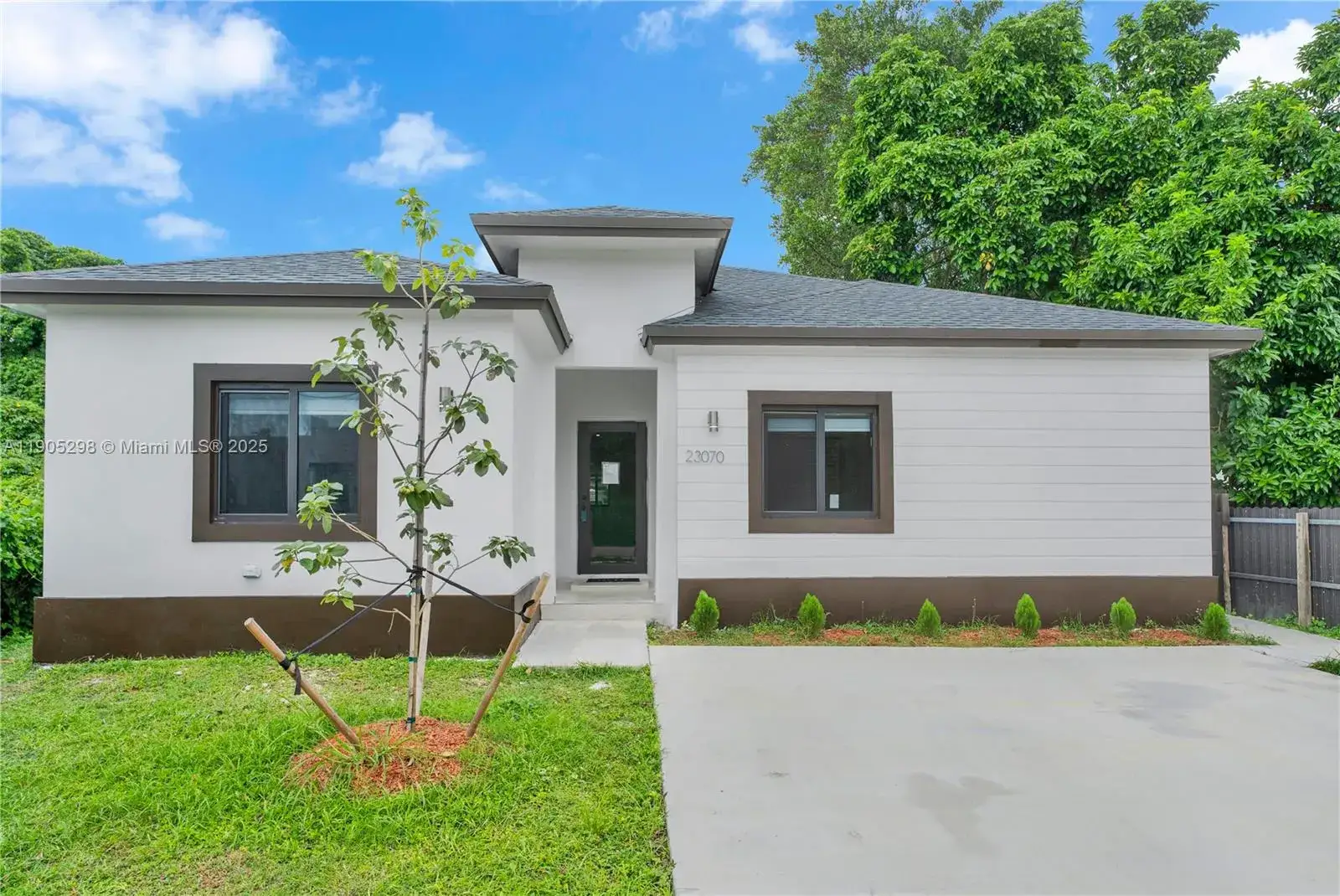 5 bedroom 3 bath Residential for sale at 23070 SW 123 CT, Miami FL 33170