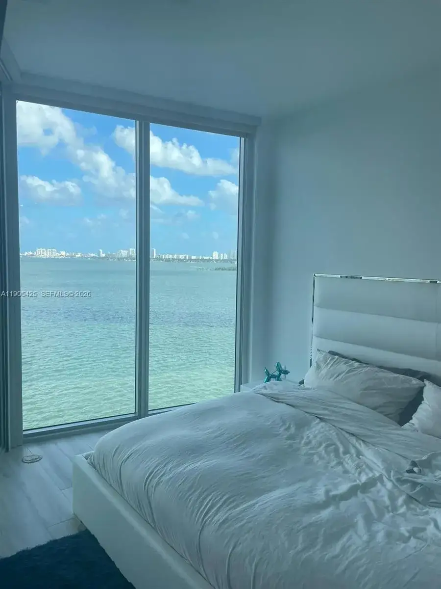 2 bedroom 2 bath Residential for sale at 2900 NE 7th Ave # 906, Miami FL 33137