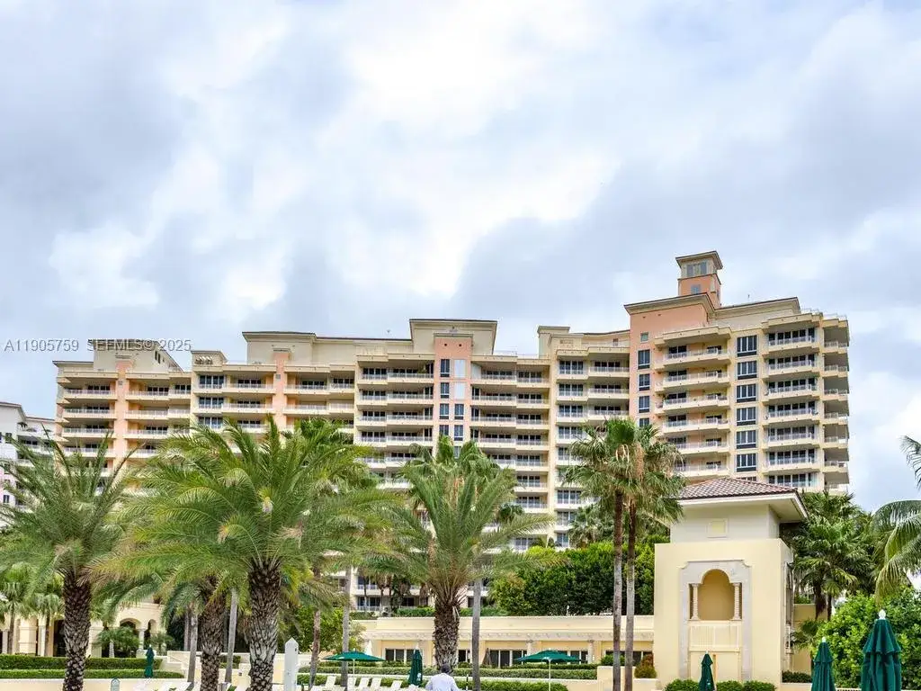 3 bedroom 3 bath Residential Lease for rent at 791 SE Crandon Blvd # 703, Key Biscayne FL 33149