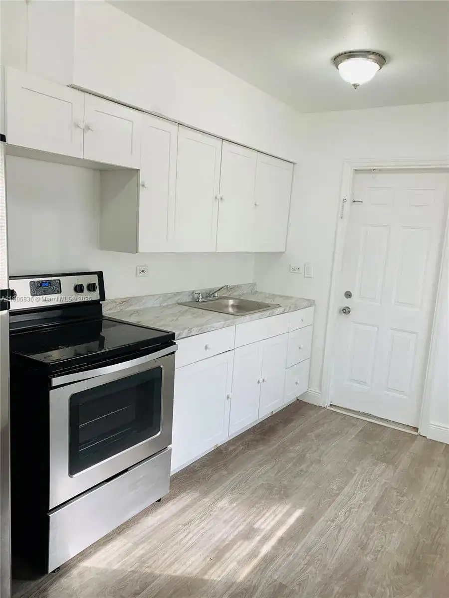 1 bedroom 1 bath Residential Lease for rent at 738 NE 86th St # 8, Miami FL 33138