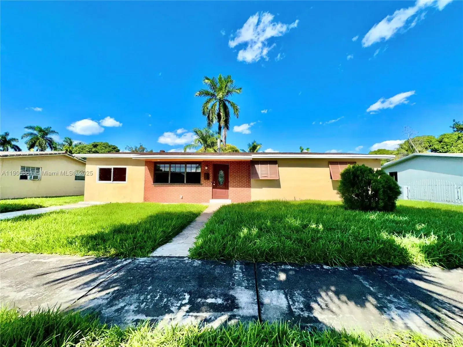 3 bedroom 2 bath Residential for sale at 51 NW 161st St, Miami FL 33169