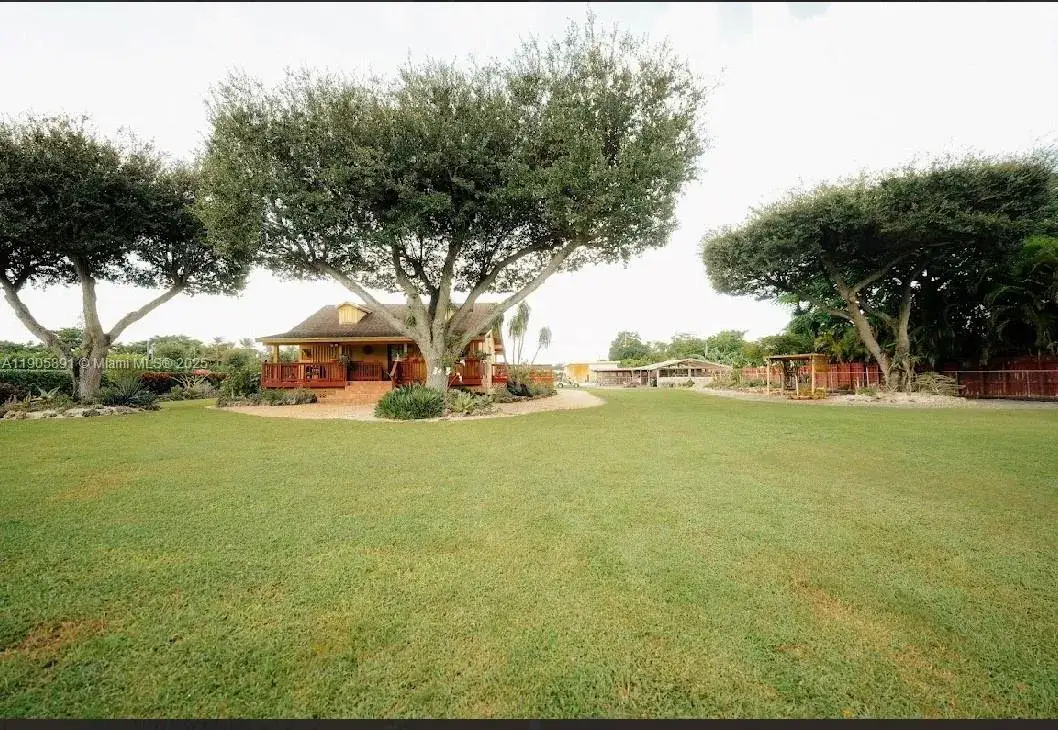 2 bedroom 1 bath Residential for sale at 23550 SW 214th Pl, Homestead FL 33031
