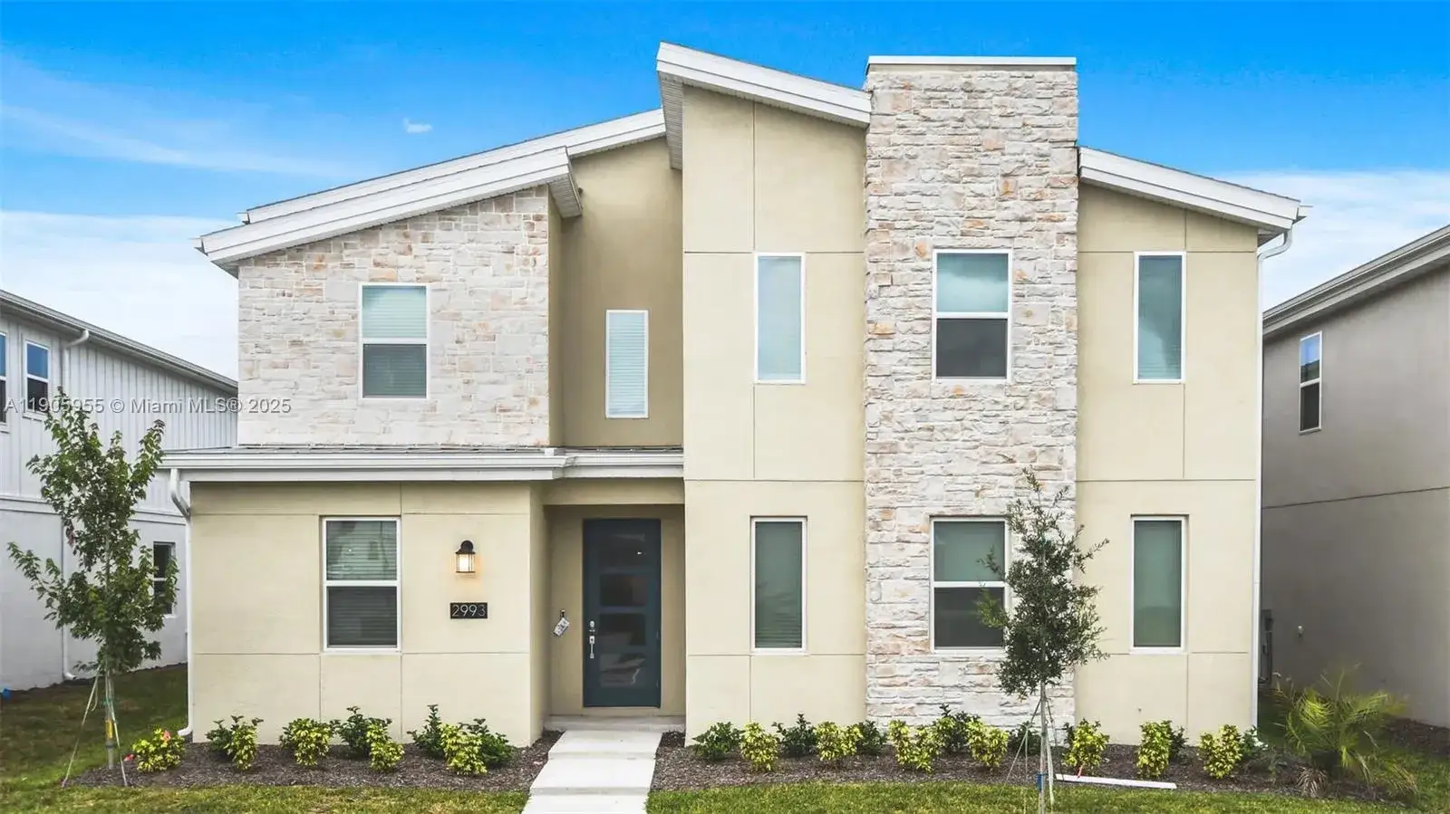 8 bedroom 5 bath Residential for sale at 2993 Protagonist, Kissimmee FL 34746