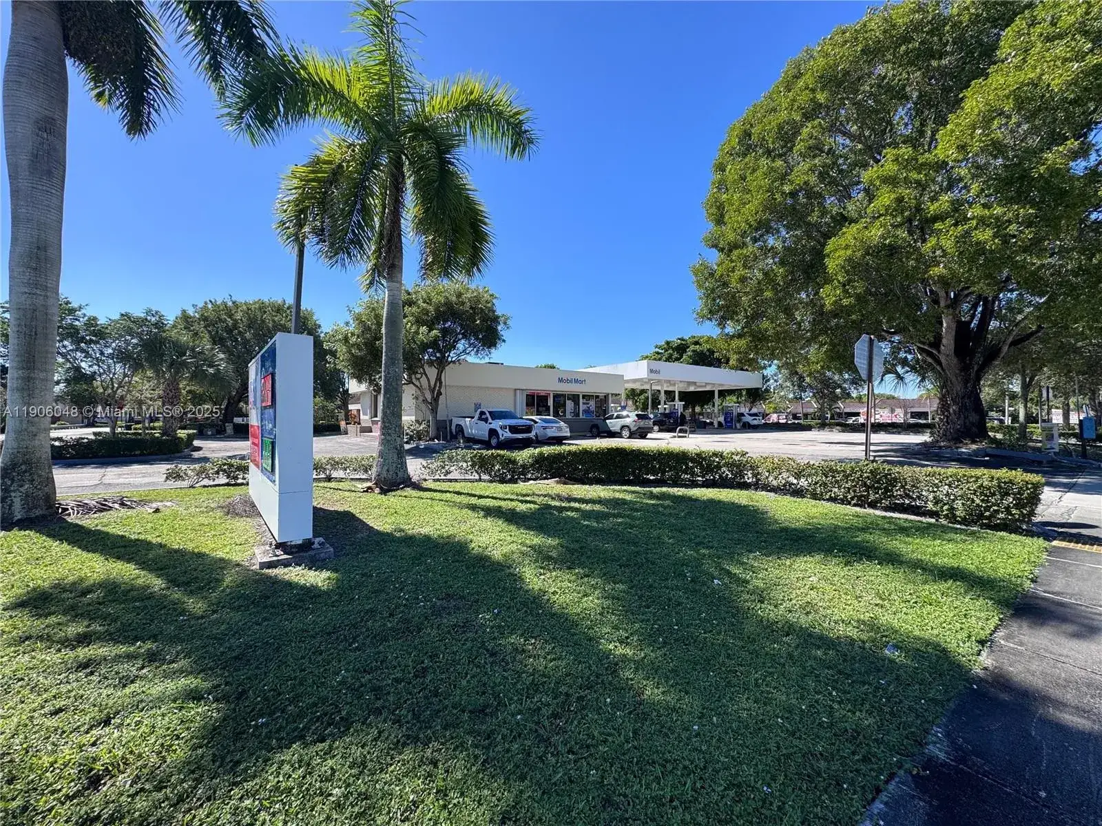 Business Opportunity for sale at 8400 W Oakland Park Blvd, Sunrise FL 33351