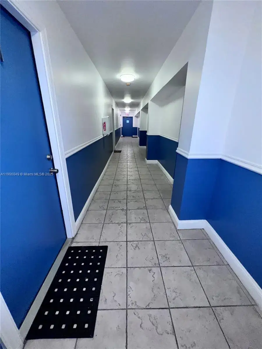 1 bedroom 1 bath Residential for sale at 12290 NE 11th Ct # 305, North Miami FL 33161