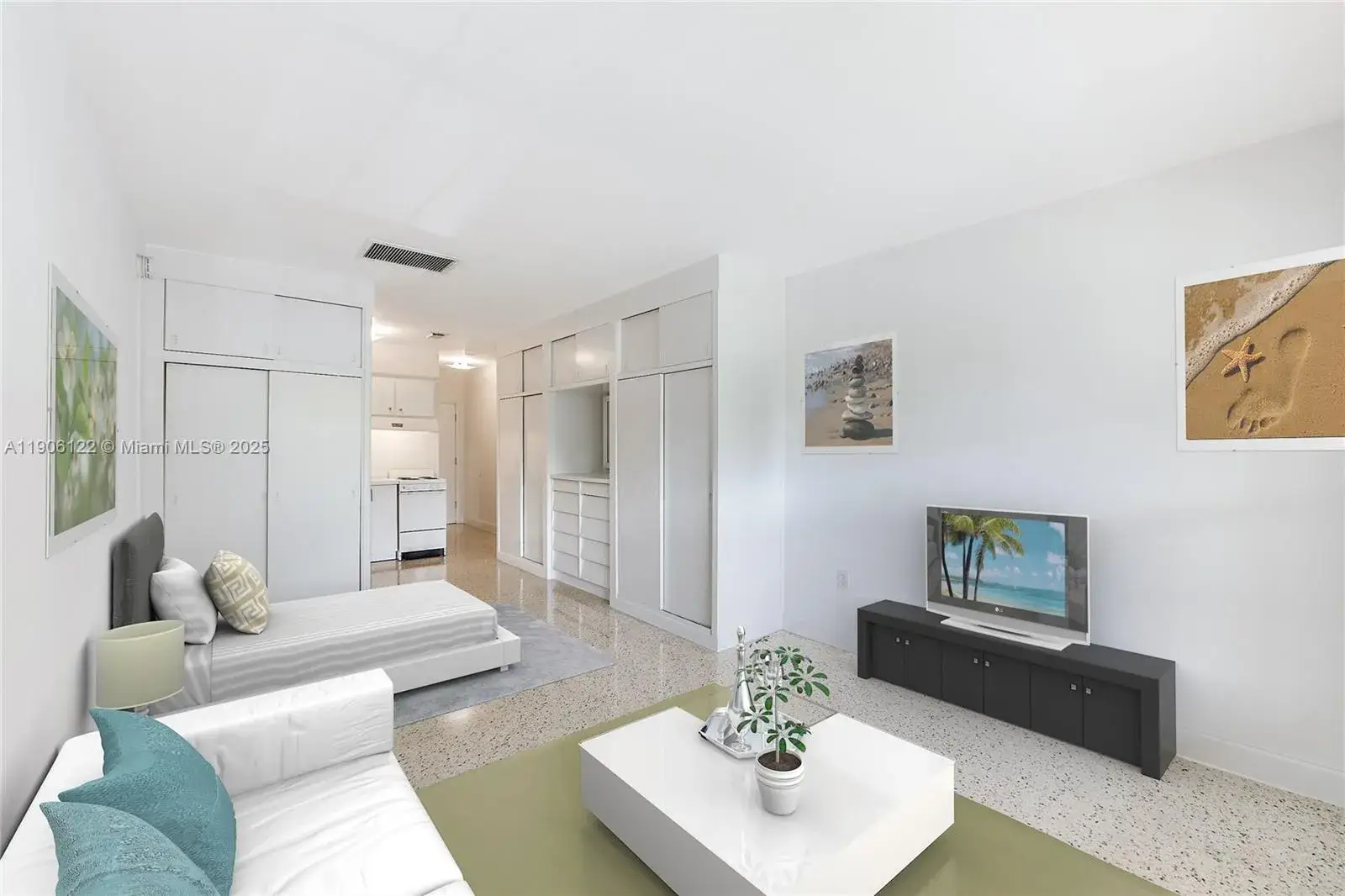 1 bath Residential Lease for rent at 33 SALAMANCA AVE, Coral Gables FL 33134