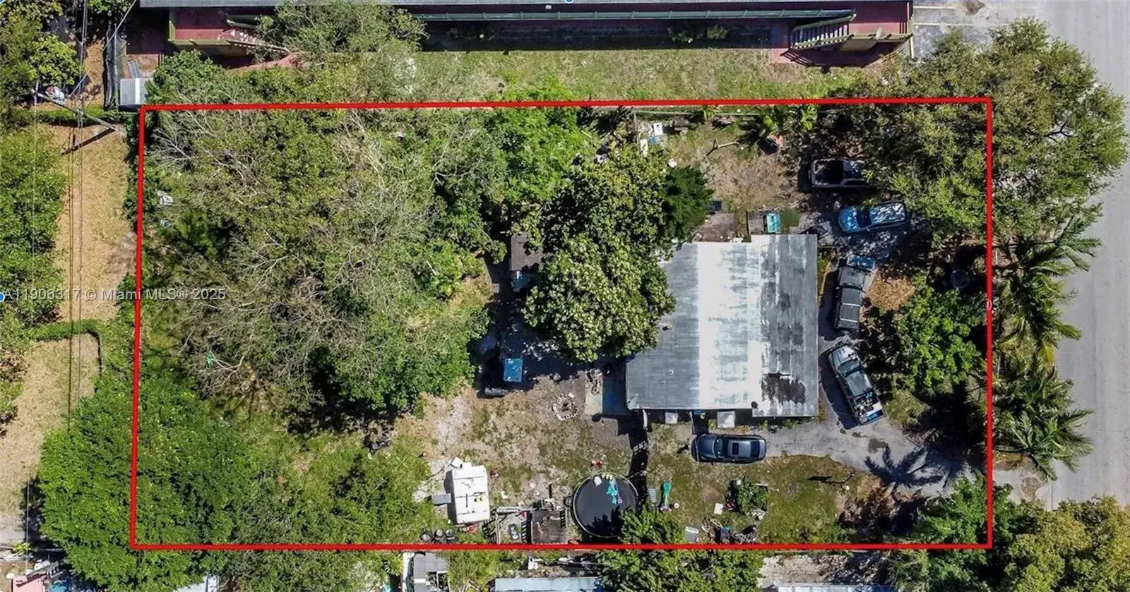 2 bedroom 1 bath Residential for sale at 2743 Pierce St, Hollywood FL 33020