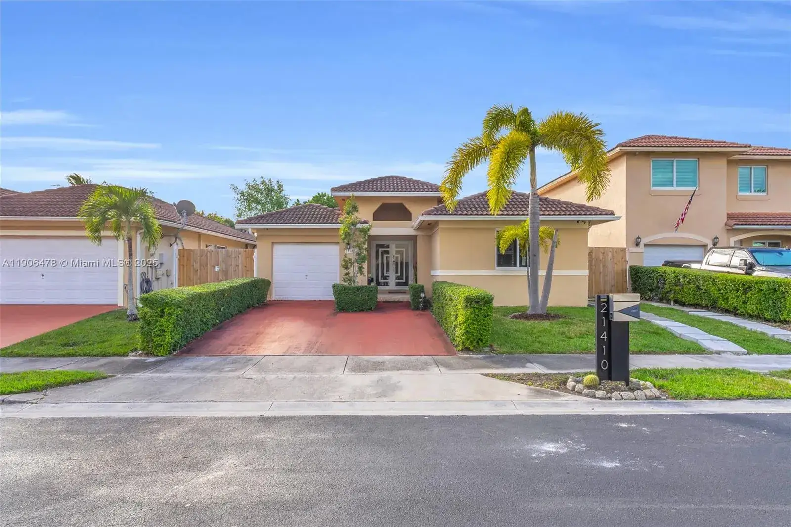 3 bedroom 2 bath Residential for sale at 21410 SW 89th Ct, Cutler Bay FL 33189