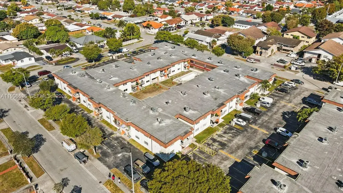 1 bedroom 1 bath Residential for sale at 1275 W 35th St # 55B, Hialeah FL 33012