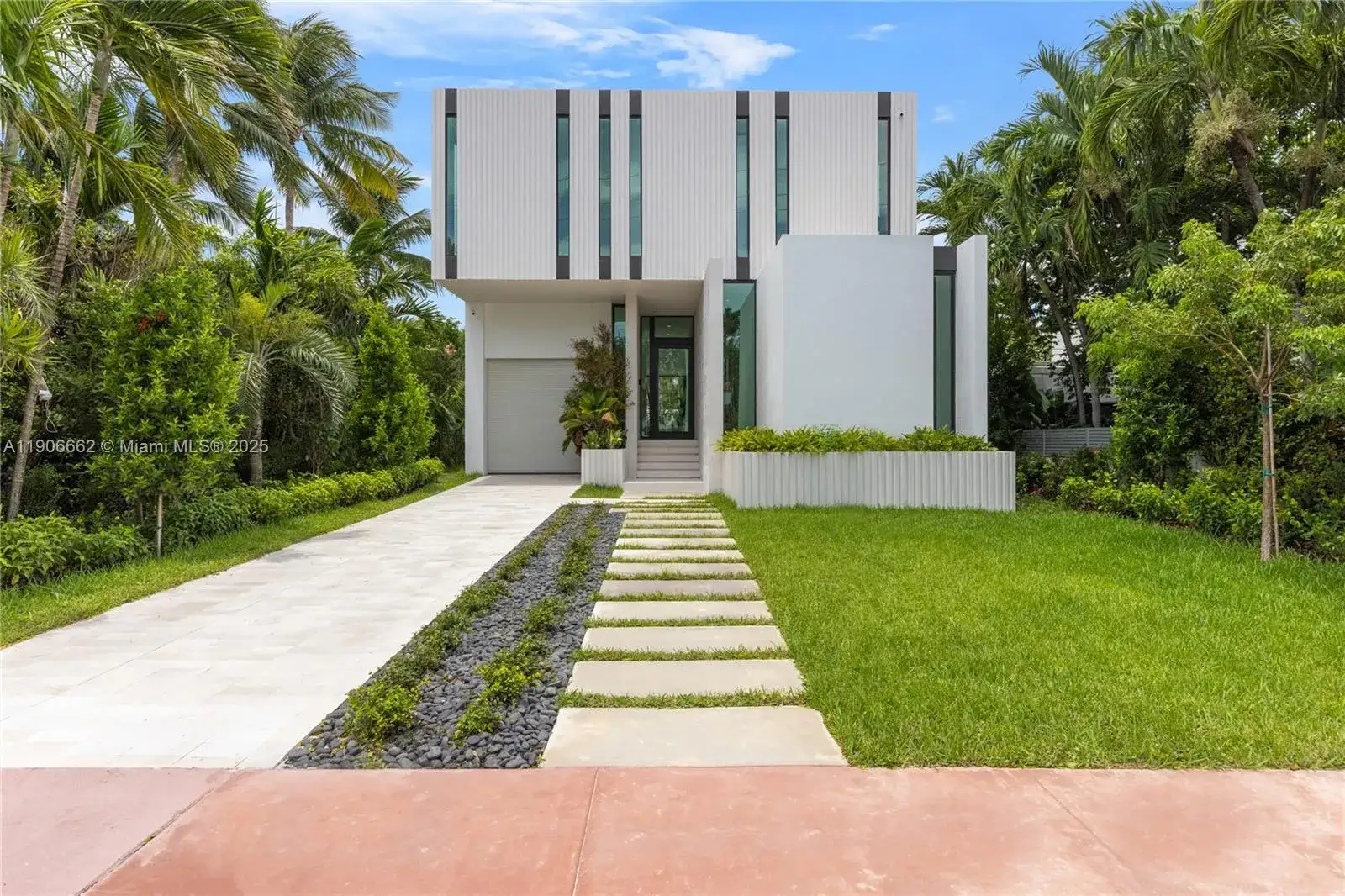 5 bedroom 4 bath Residential for sale at 4504 Sheridan Ave, Miami Beach FL 33140