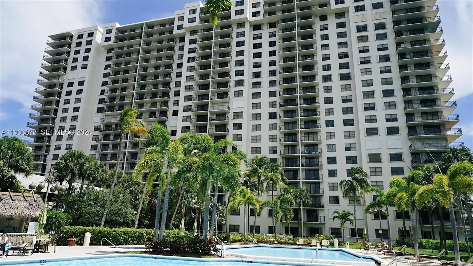 2 bedroom 2 bath Residential for sale at 18151 NE 31st Ct # 1912, Aventura FL 33160