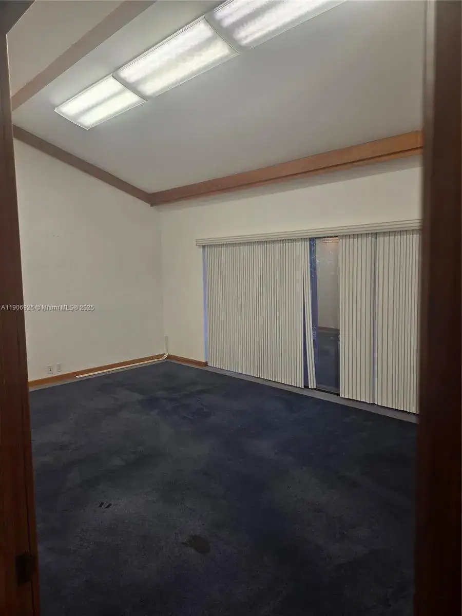 Commercial Sale for sale at 7315 SW 87th Ave # 3B, Miami FL 33173