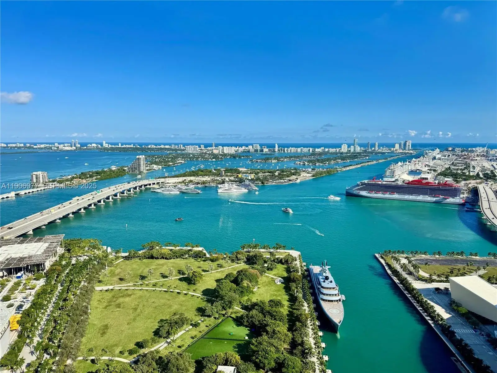 1 bedroom 1 bath Residential Lease for rent at 900 Biscayne Blvd # 5005, Miami FL 33132