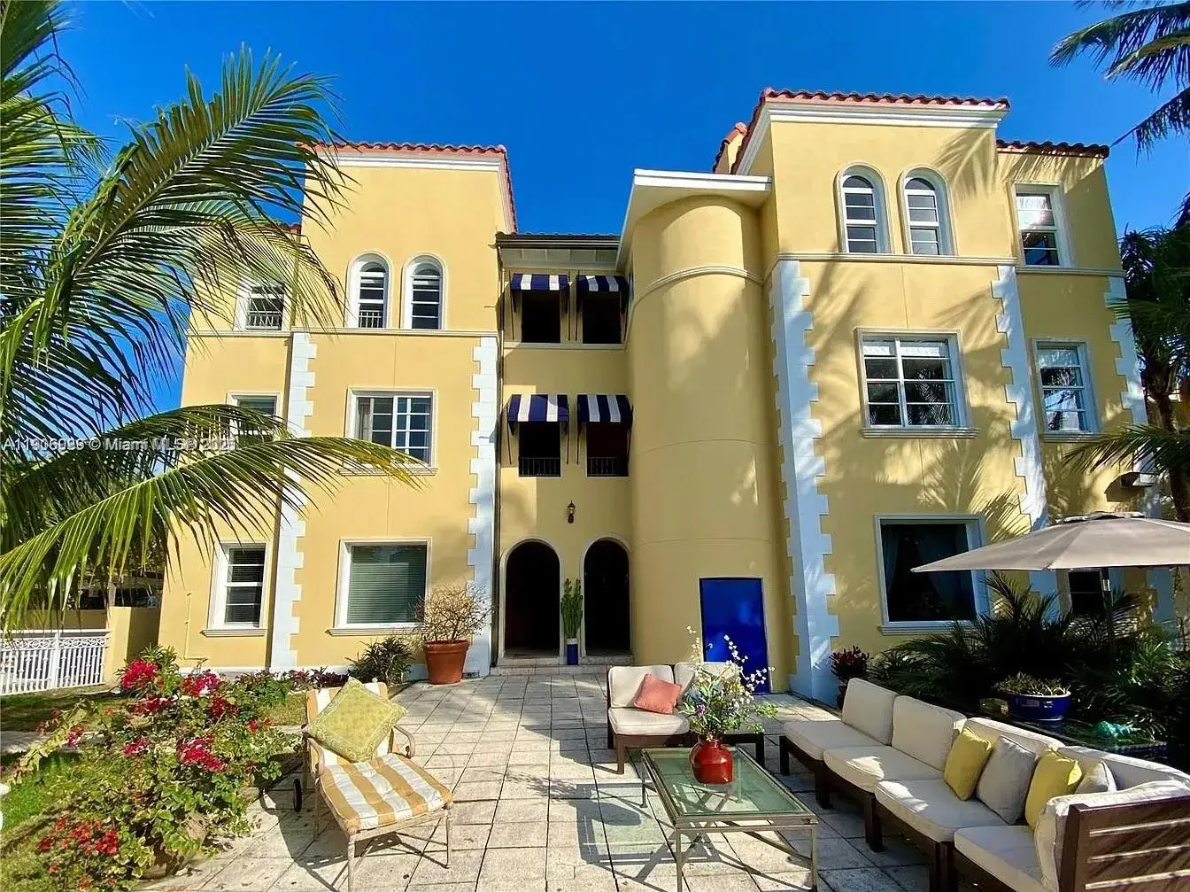 1 bedroom 1 bath Residential Lease for rent at 4812 Pine Tree Dr # 308, Miami Beach FL 33140