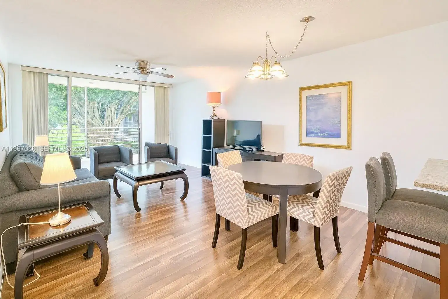 2 bedroom 2 bath Residential Lease for rent at 9330 Lagoon Pl # 206, Davie FL 33324