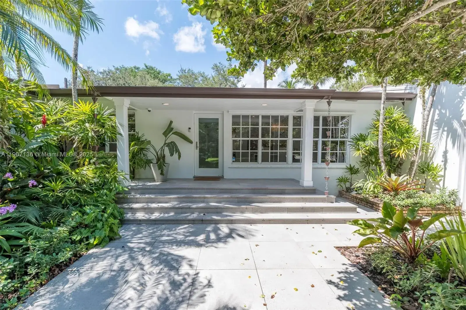 4 bedroom 3 bath Residential Lease for rent at 9240 SW 69th Ct, Pinecrest FL 33156