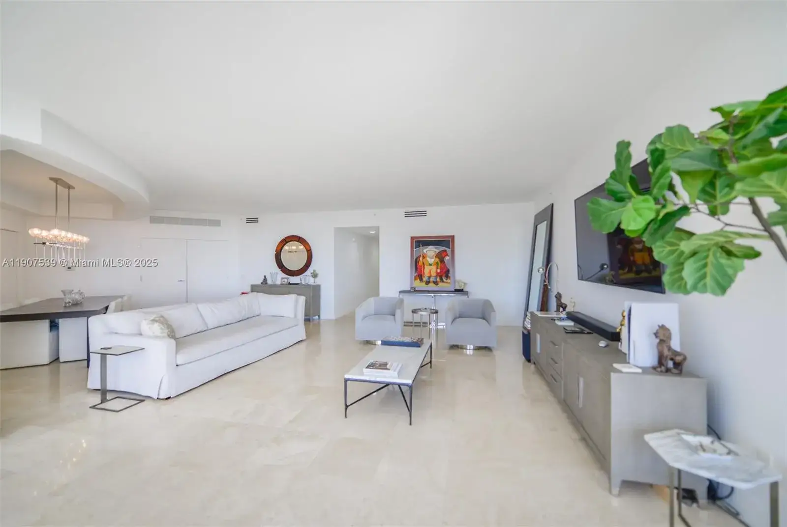 3 bedroom 2 bath Residential for sale at 21050 Point Pl # 702, Aventura FL 33180
