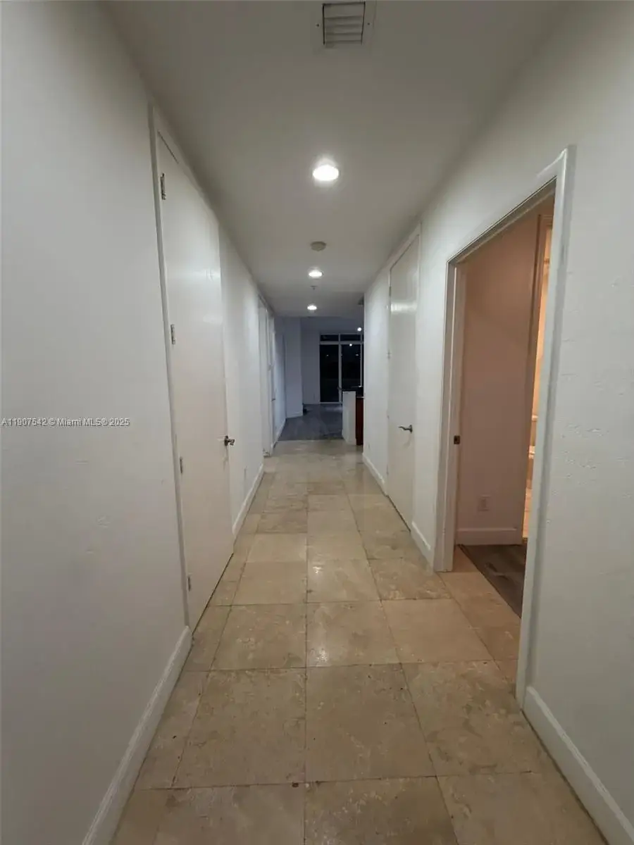 2 bedroom 2 bath Residential for sale at 14951 Royal Oaks Ln # 106, North Miami FL 33181