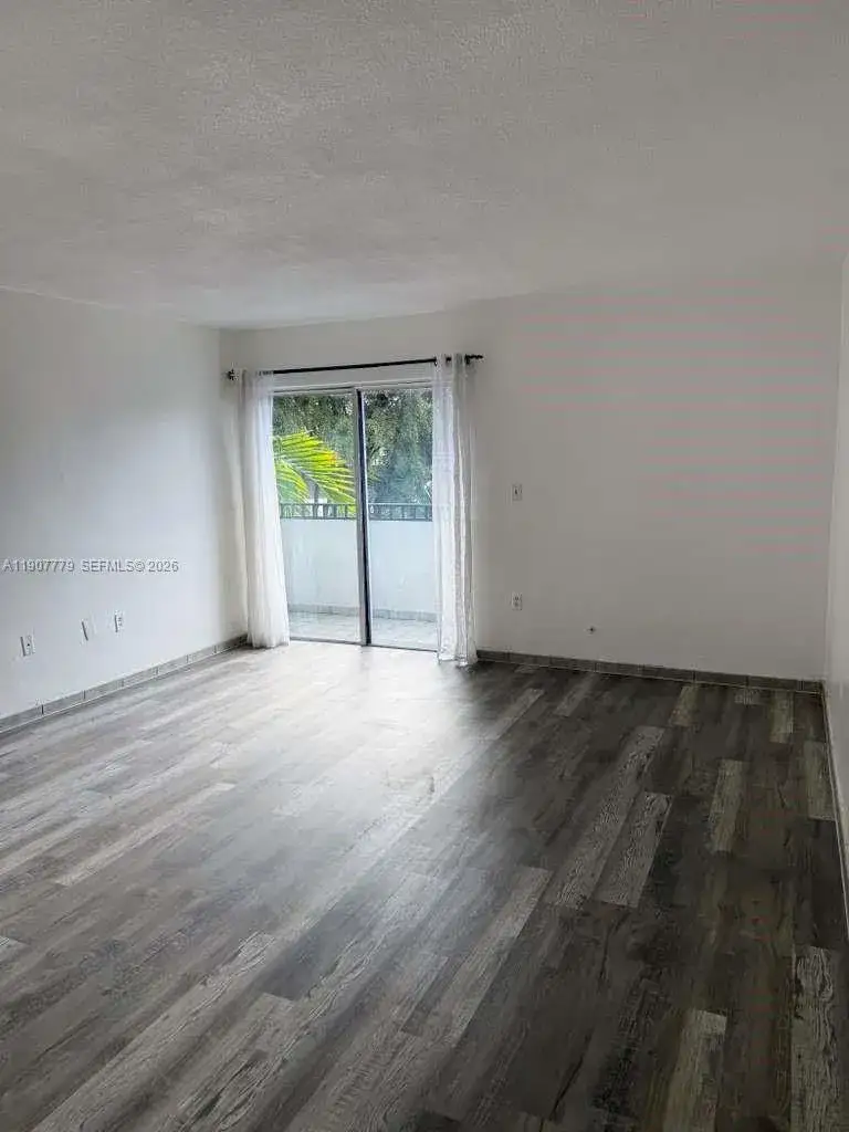 2 bedroom 1 bath Residential Lease for rent at 2498 SW 17th Ave # 4311, Miami FL 33145
