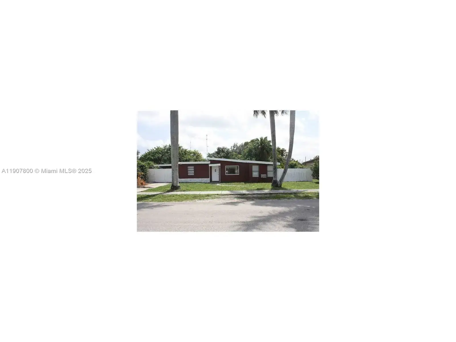 3 bedroom 1 bath Residential Lease for rent at 102 Miami Gardens Rd, West Park FL 33023