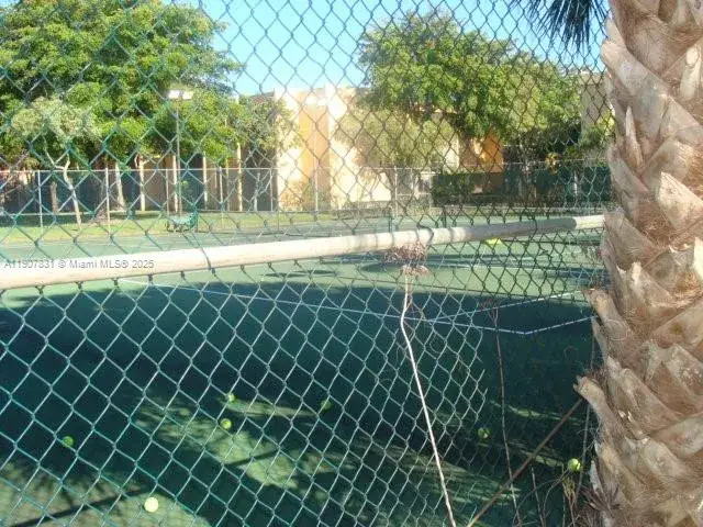 4 bedroom 4 bath Residential for sale at 8401 SW 107th Ave # 315E, Miami FL 33173