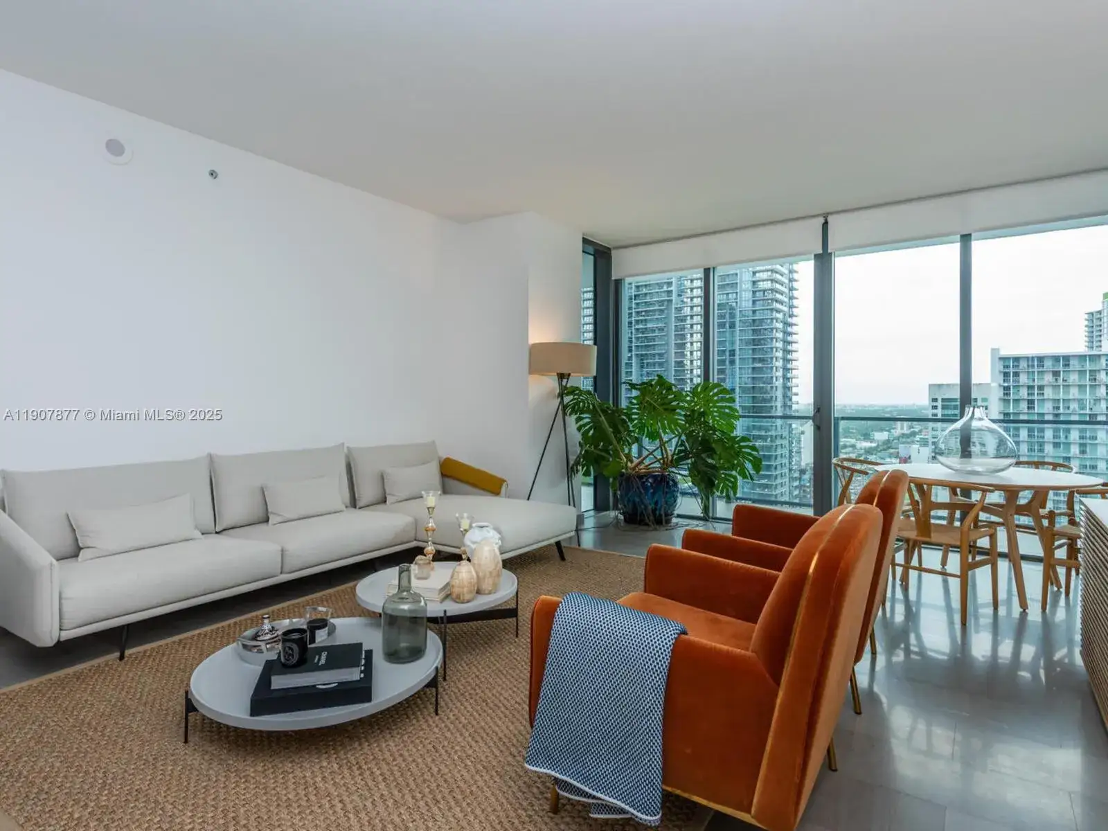 3 bedroom 3 bath Residential for sale at 68 SE 6th St # 2304, Miami FL 33131