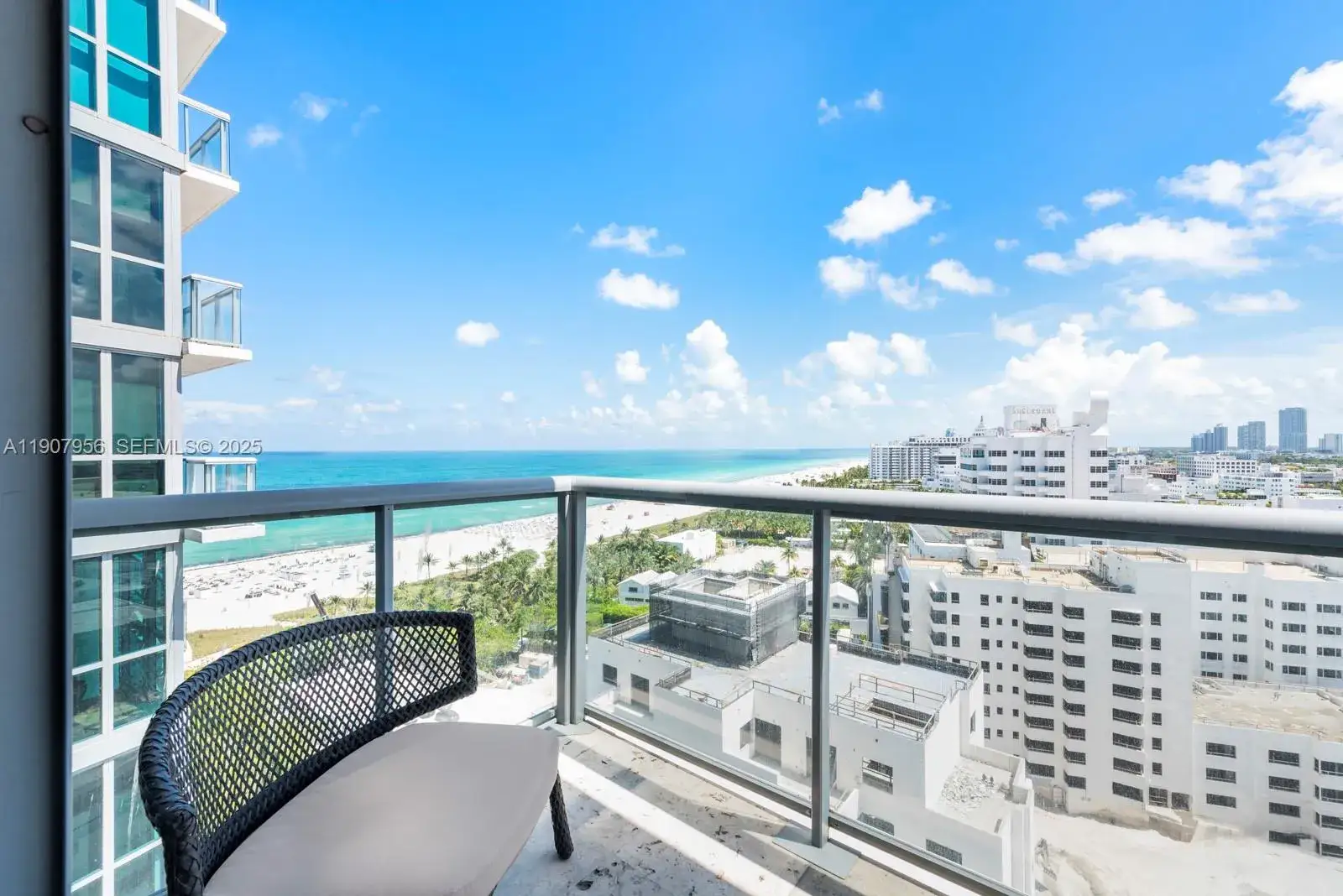 2 bedroom 2 bath Residential Lease for rent at 101 20th St # 2004, Miami Beach FL 33139