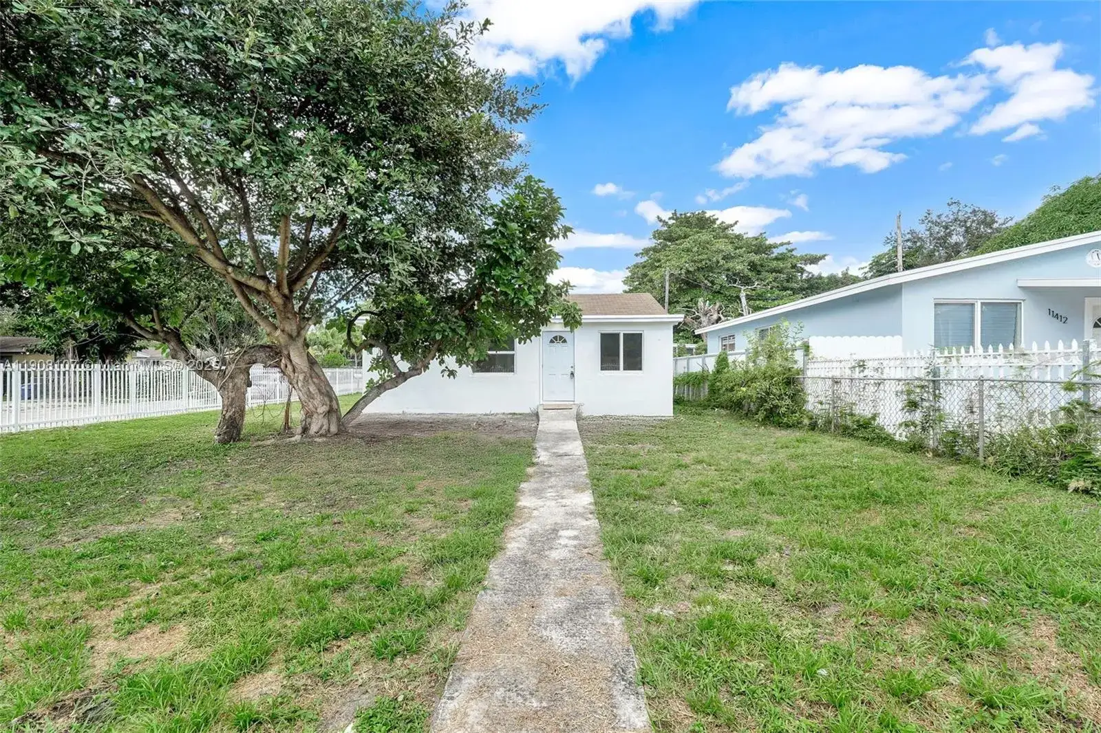 2 bedroom 1 bath Residential for sale at 11406 NW 17th Ave, Miami FL 33167