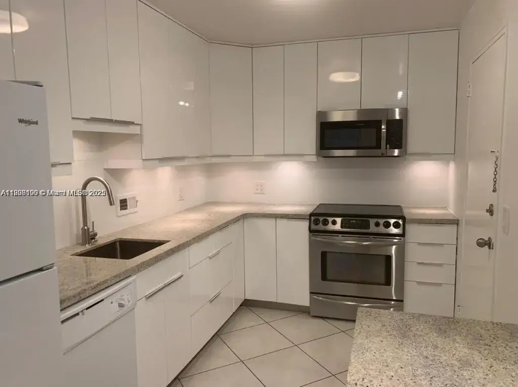 1 bedroom 1 bath Residential Lease for rent at 10185 Collins Ave # 1402, Bal Harbour FL 33154
