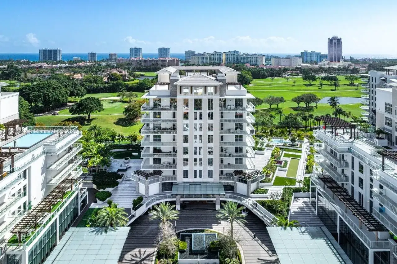 3 bedroom 3 bath Residential for sale at 210 SE Mizner Blvd # 403, Boca Raton FL 33432