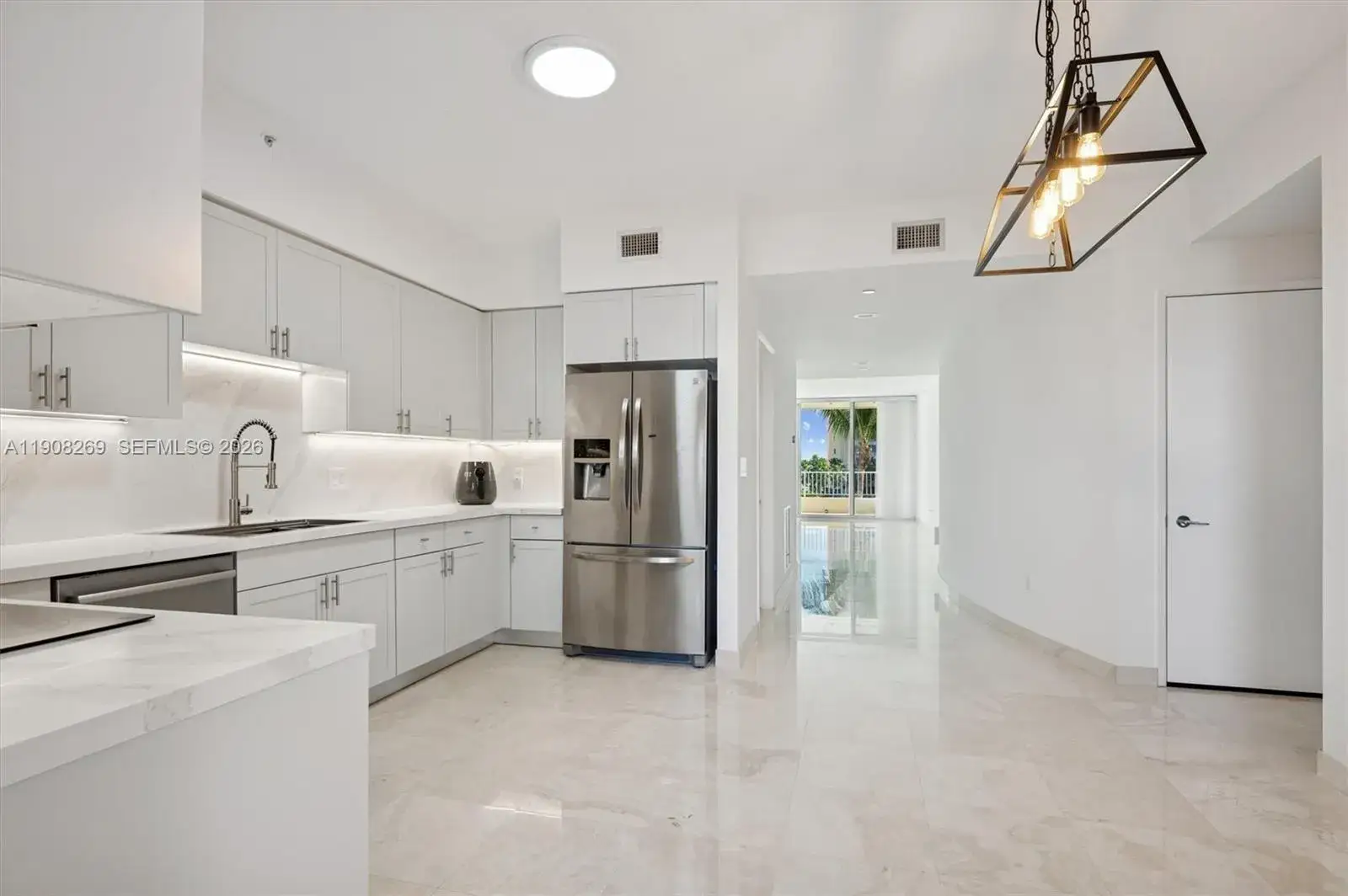2 bedroom 2 bath Residential for sale at 717 Crandon Blvd # 507, Key Biscayne FL 33149