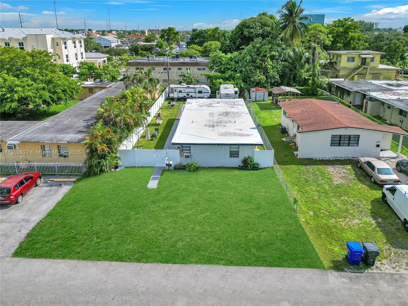1 bedroom 1 bath Residential Lease for rent at 6036 Polk St # 4, Hollywood FL 33024