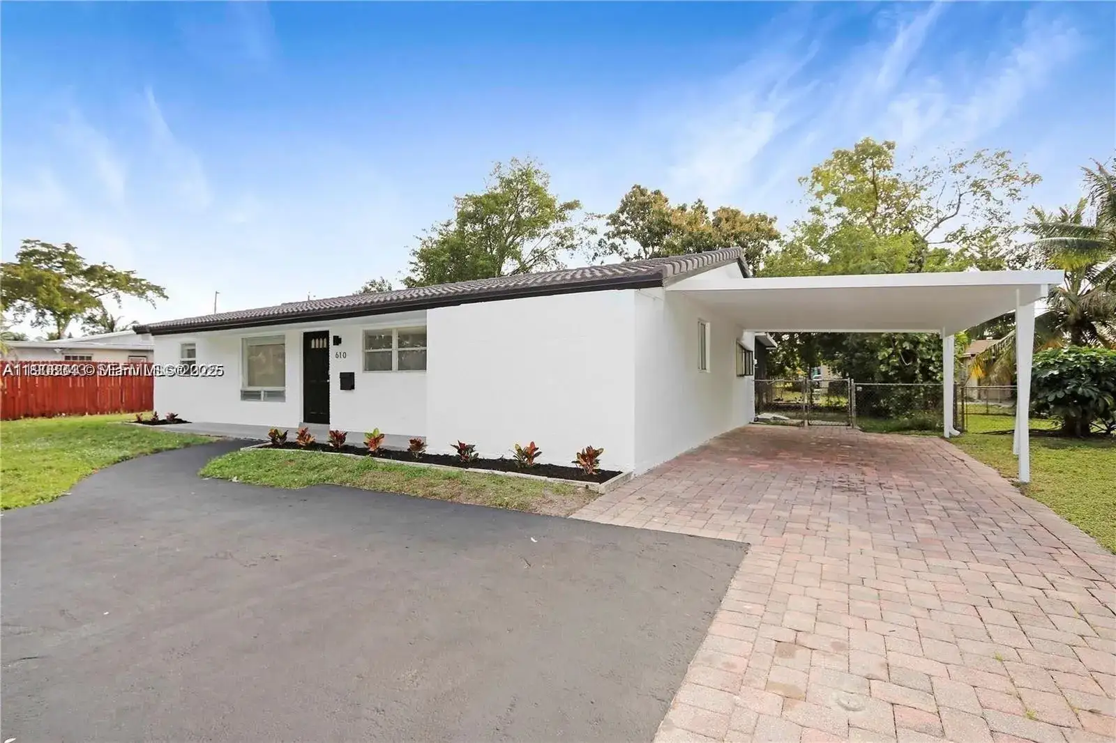 3 bedroom 2 bath Residential for sale at 610 NW 38th Ct, Deerfield Beach FL 33064