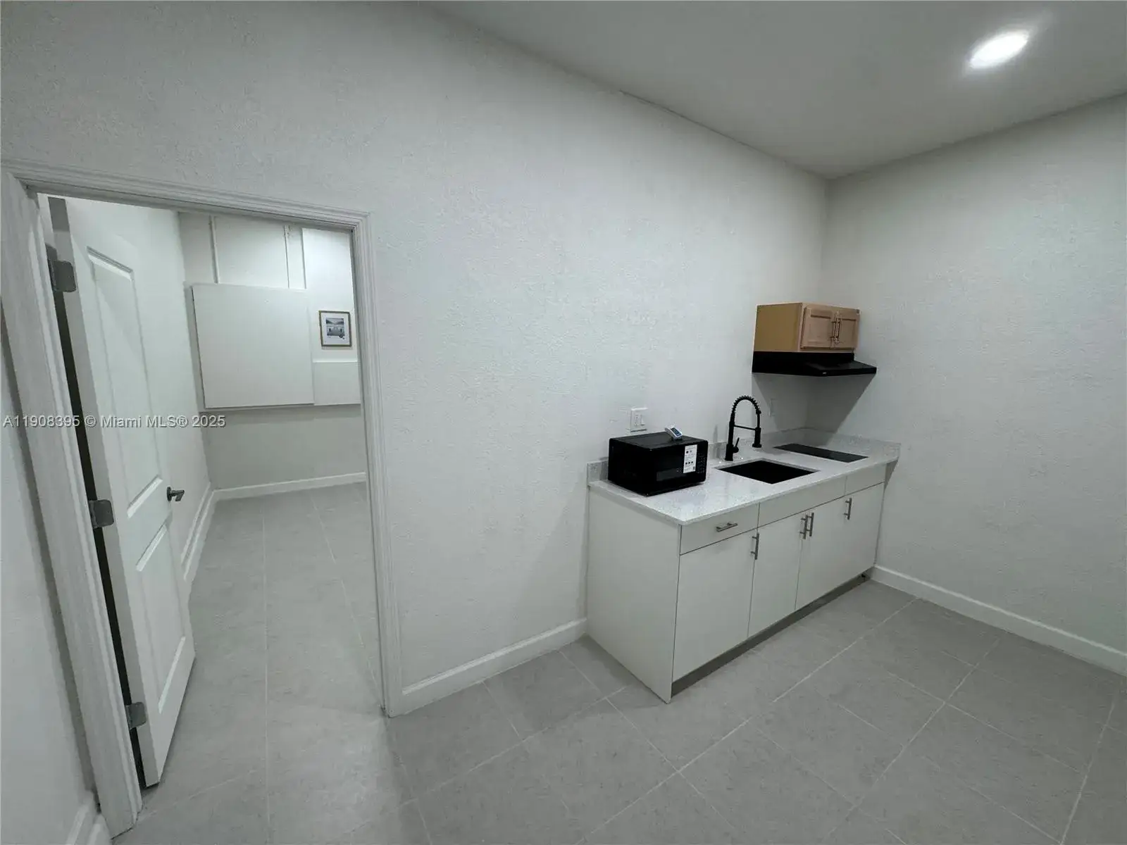 Residential Lease for rent at 28850 SW 163rd Ave # 1, Homestead FL 33033