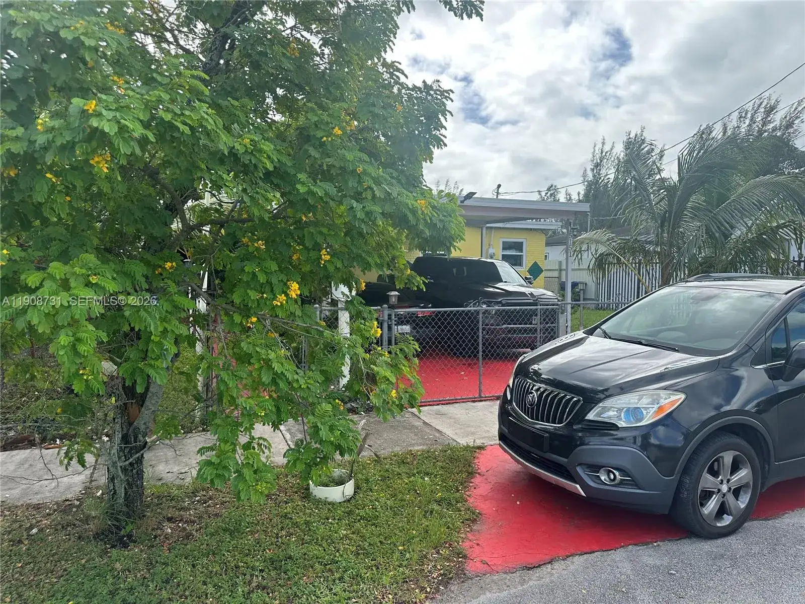 4 bedroom 2 bath Residential for sale at 15151 Railroad Dr, Miami Gardens FL 33054