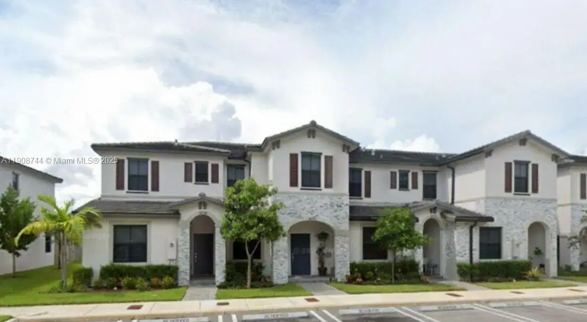 3 bedroom 2 bath Residential for sale at 18240 SW 148th Rd # 18240, Miami FL 33187