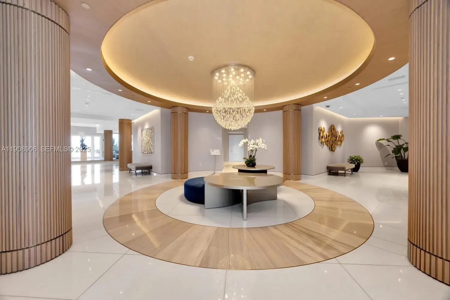 1 bedroom 1 bath Residential Lease for rent at 888 Brickell Key Dr # 1001, Miami FL 33131